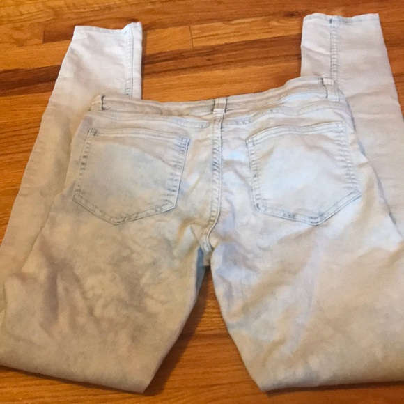 “Washed Out” Jeans - Picture 3 of 5